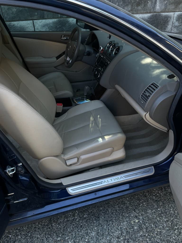 Toyota RAV4 rear passenger area — interior after detail