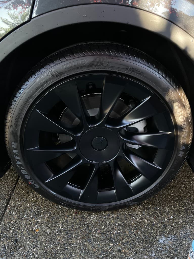 Minivan second row — leather interior after detail