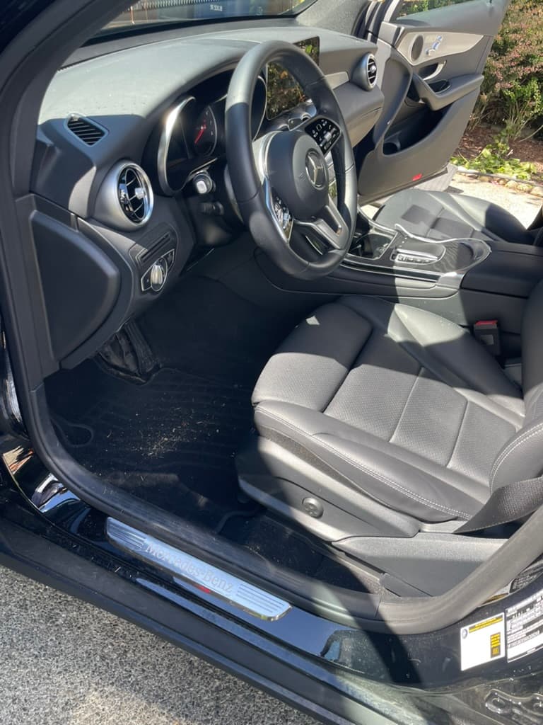 Mercedes GLC interior before detail